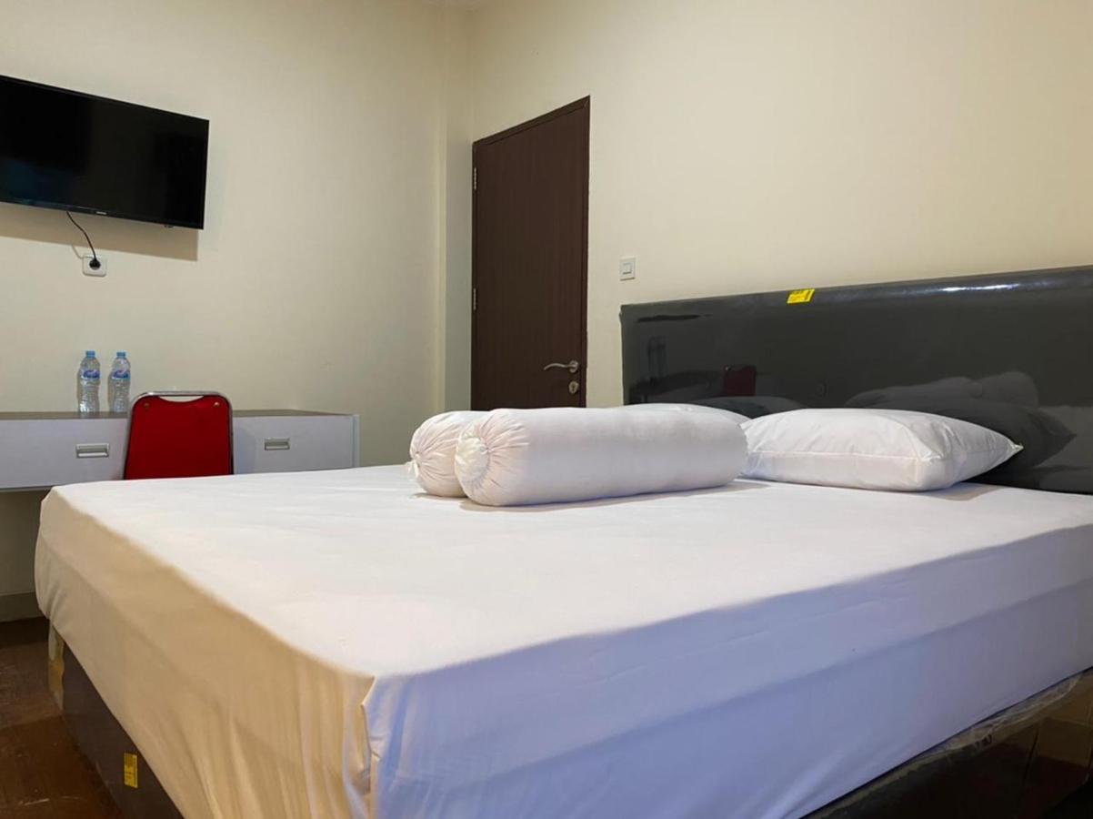 Mapala Guest House Makassar Redpartner Exterior photo